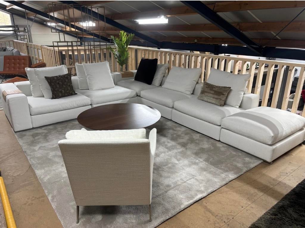Flexform Grpundpiece modulaire hoekbank stof cat E greige, Huis en Inrichting, Banken | Bankstellen, Info@micheldethouars.nl, 100 tot 125 cm