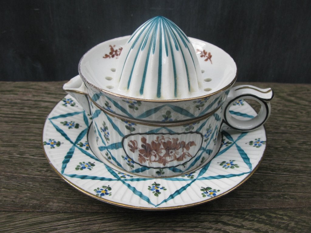 SEVRES CITRUSPERS 3- DELIG PORSELEIN ANTIEK, Ophalen of Verzenden