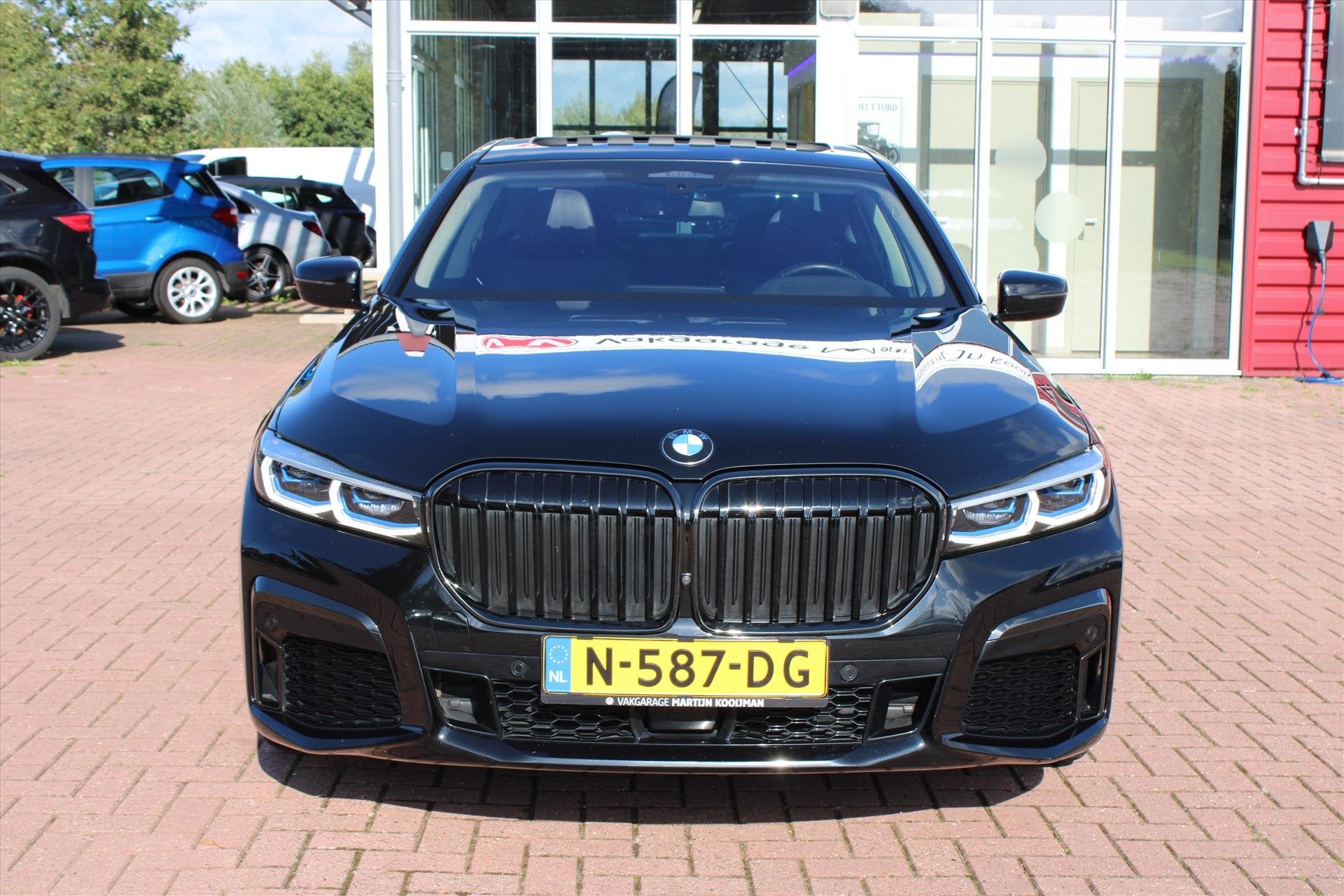 BMW 7-Serie (g11) 745e 394pk iPerformance Aut M-Pakket Boxmo, Auto's, Automaat, 12 maanden, Gebruikt, 394 pk