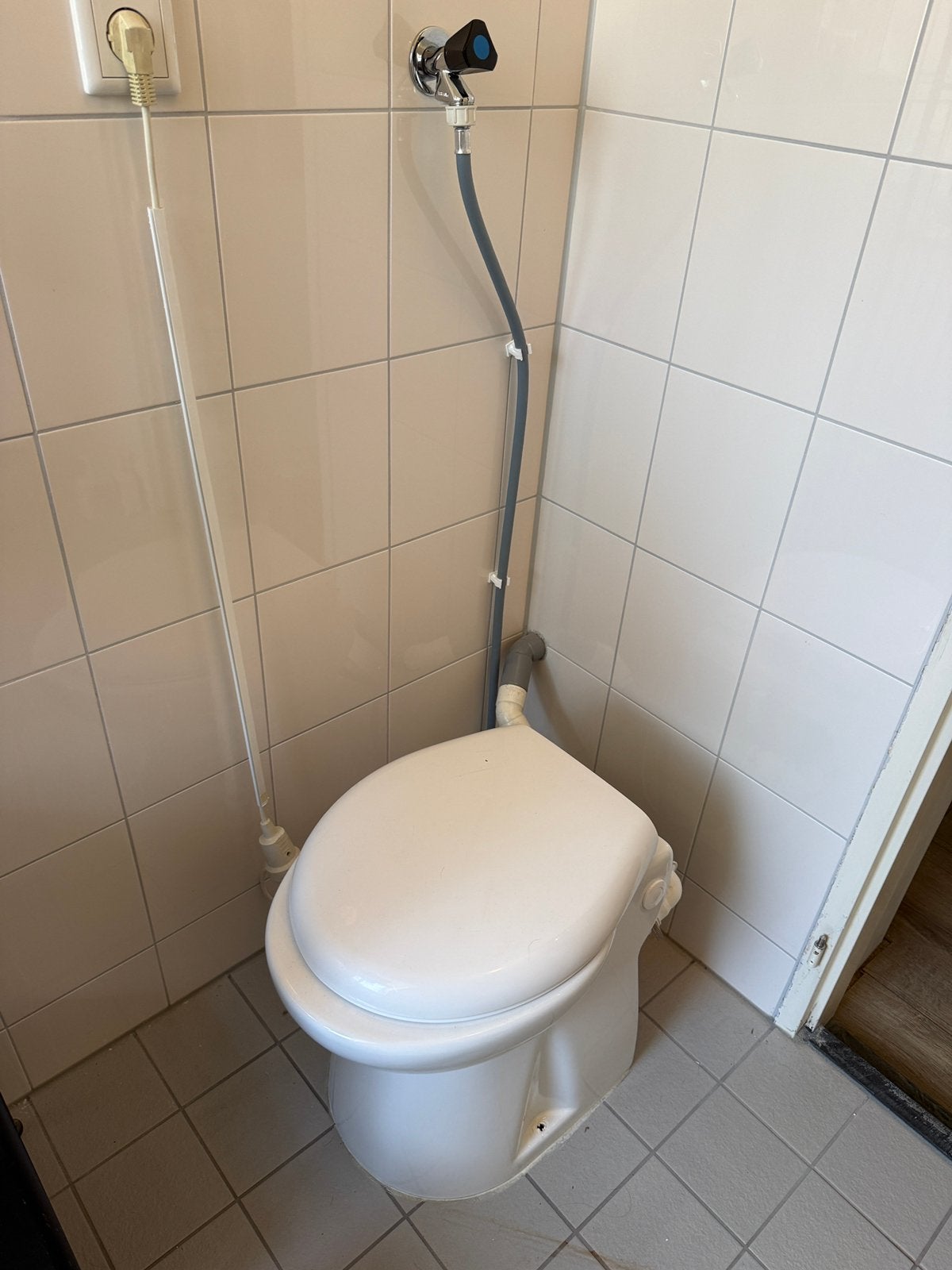 Sanibroyeur Sanistart CPE-1, Ophalen, Zo goed als nieuw
