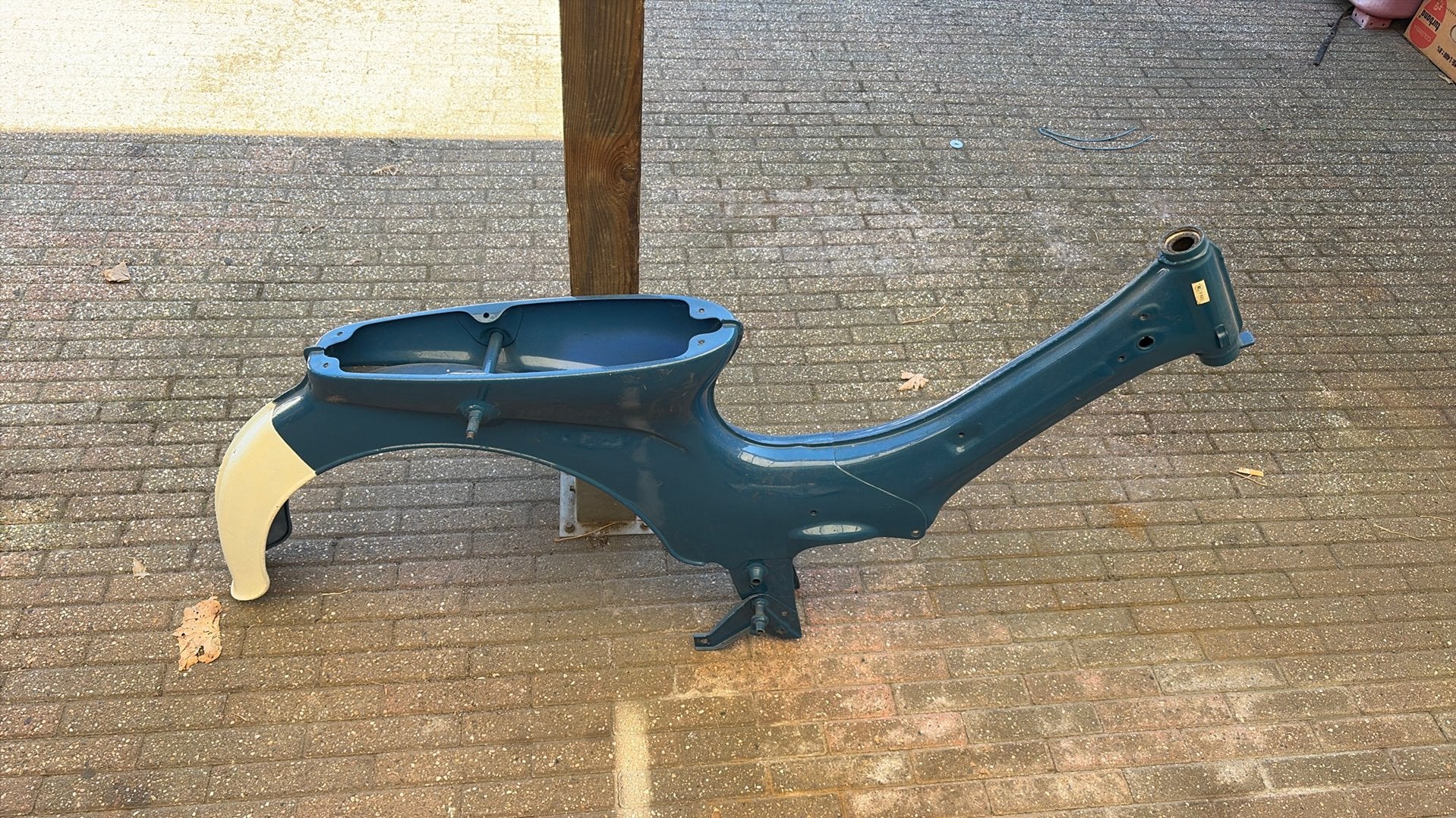 Erg net frame van een Honda c310, Ophalen, Zo goed als nieuw, Frame, Overige merken