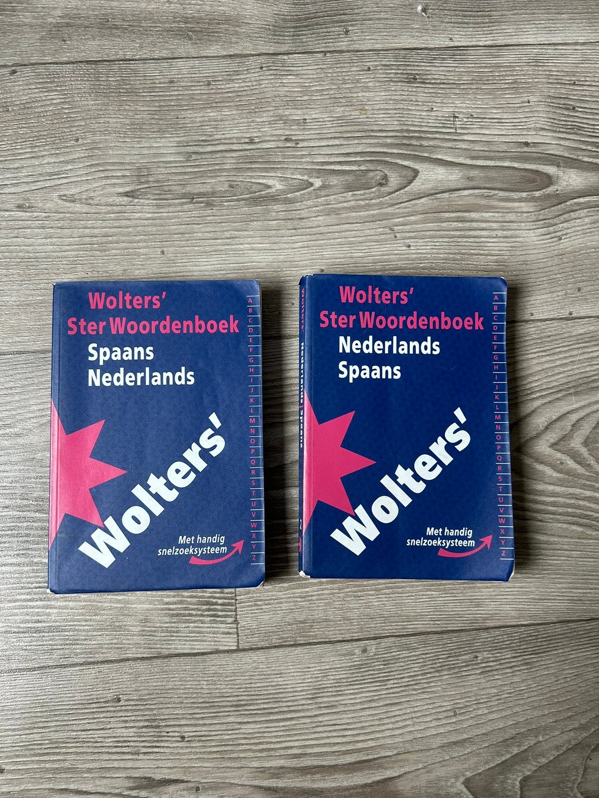 Spaanse woordenboeken, Ophalen of Verzenden, Zo goed als nieuw, Van Dale, Spaans