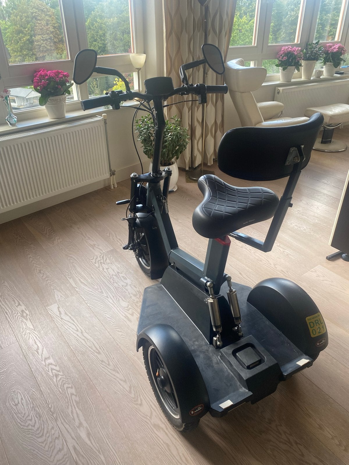 Elektrische driewieler van het merk Joiny, Fietsen en Brommers, Ophalen of Verzenden, Zo goed als nieuw, 50 km per accu of meer