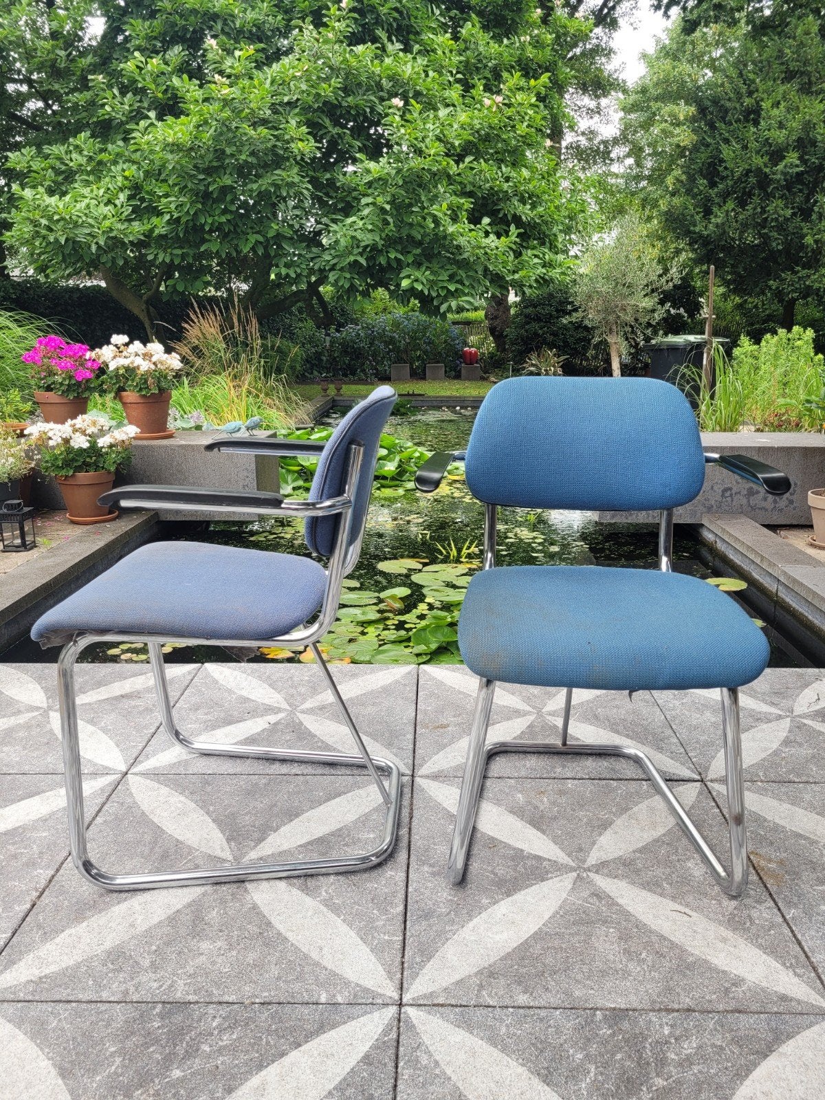 2x Gispen 107 stoel, Twee, Blauw, Ophalen of Verzenden, Metaal