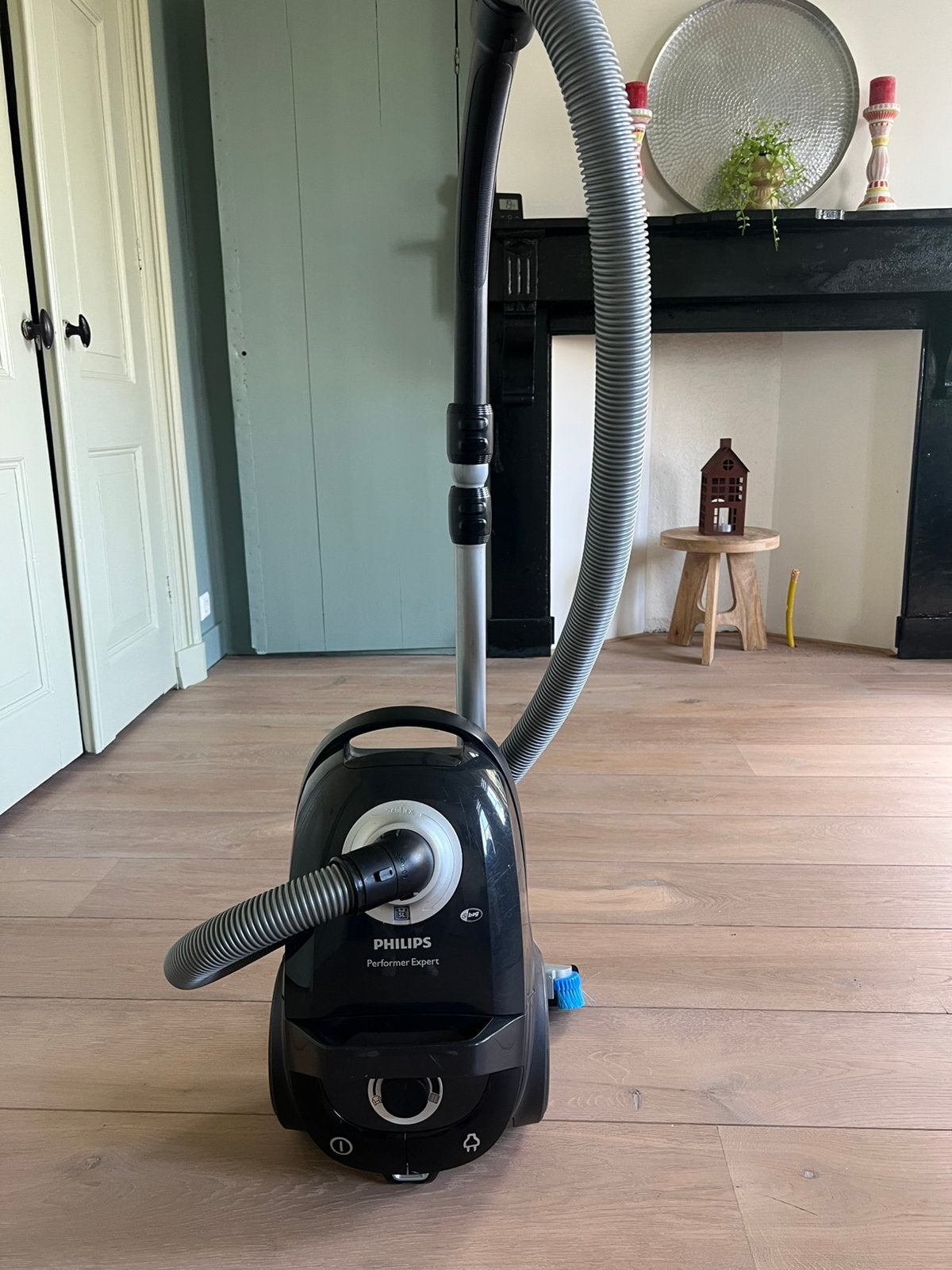 Zeer nette Philips Performer Expert stofzuiger model FC 8723, Ophalen, Overige typen