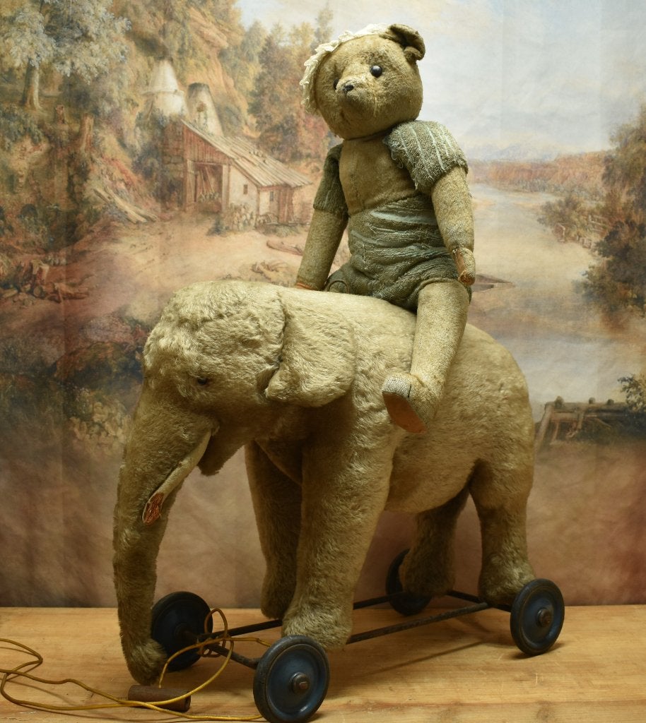 Oude Grote Steiff Olifant Op Wielen. "Uit Aletta's Tijd", Ophalen of Verzenden