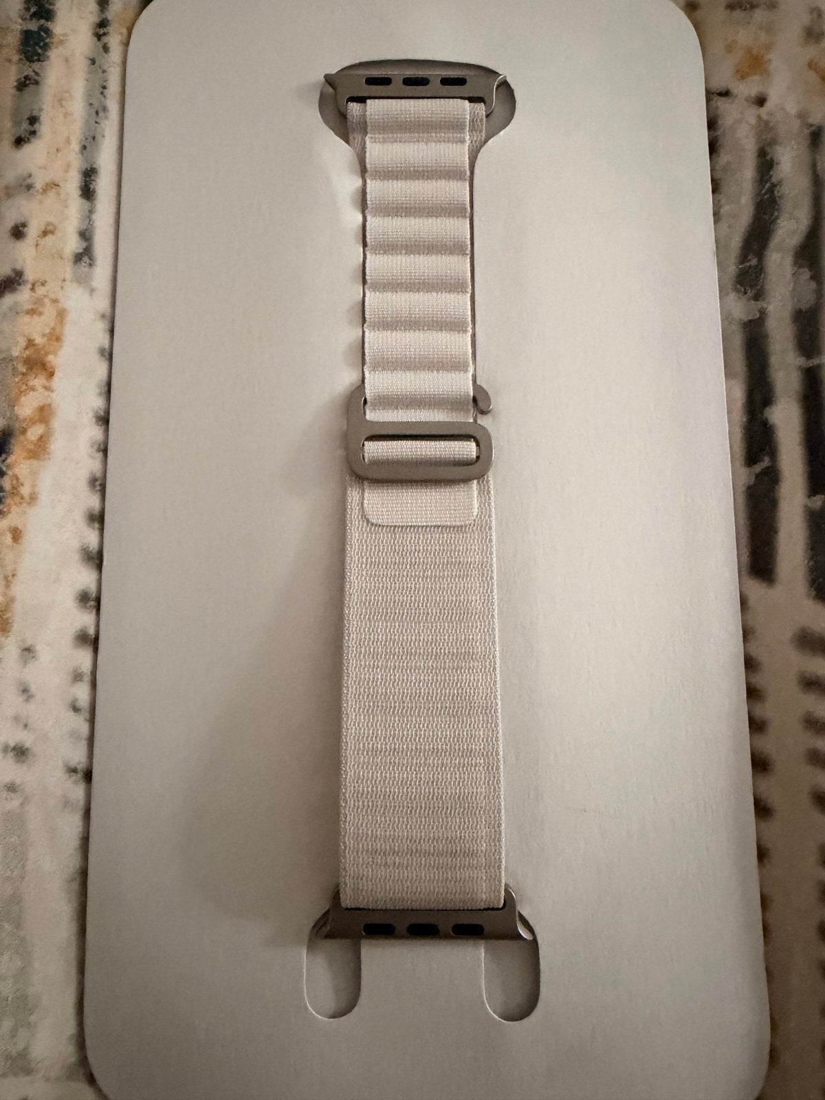 Apple Watch Alpine Loop Band - Sterrenlicht - Maat M