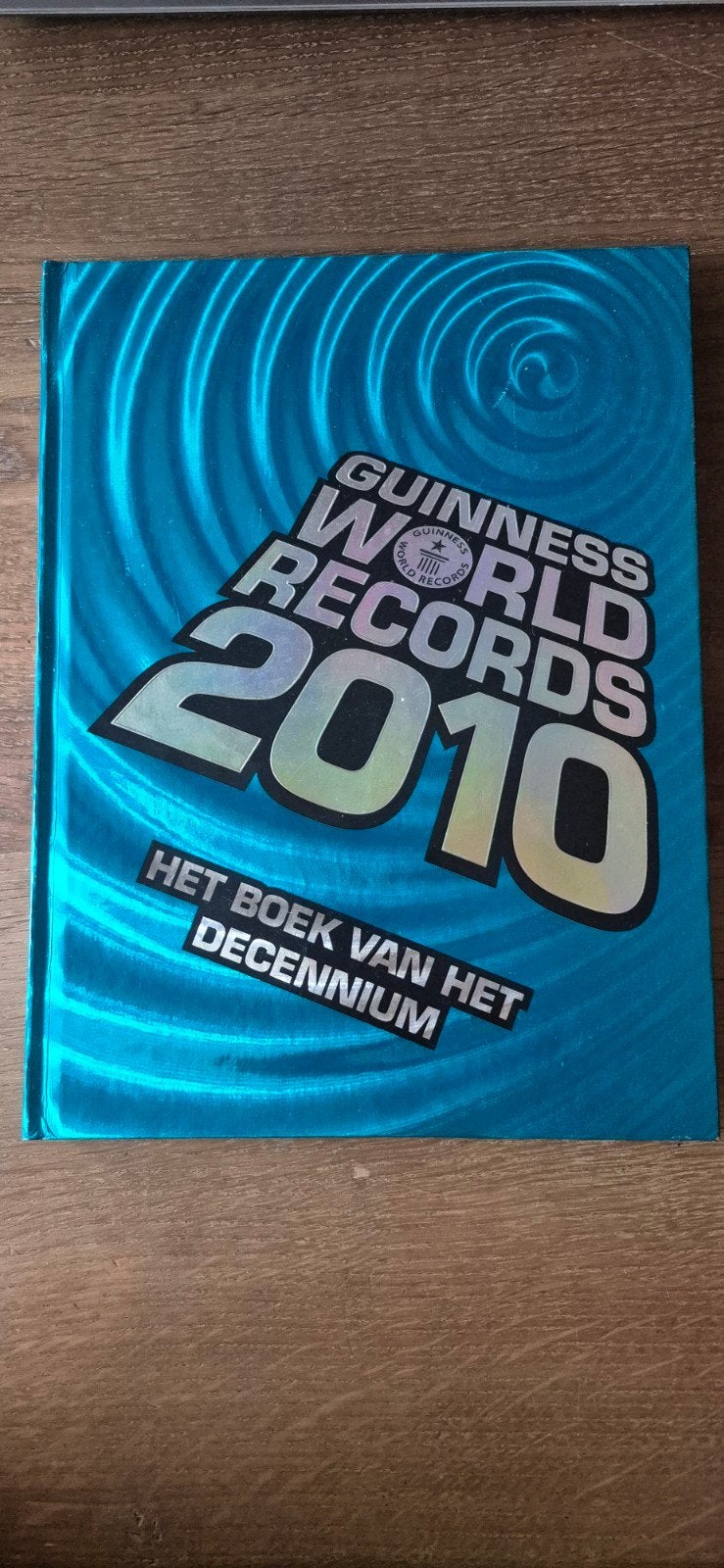 Guinness World Records 2010, Boeken, Encyclopedieën, Ophalen of Verzenden, Zo goed als nieuw, Dieren