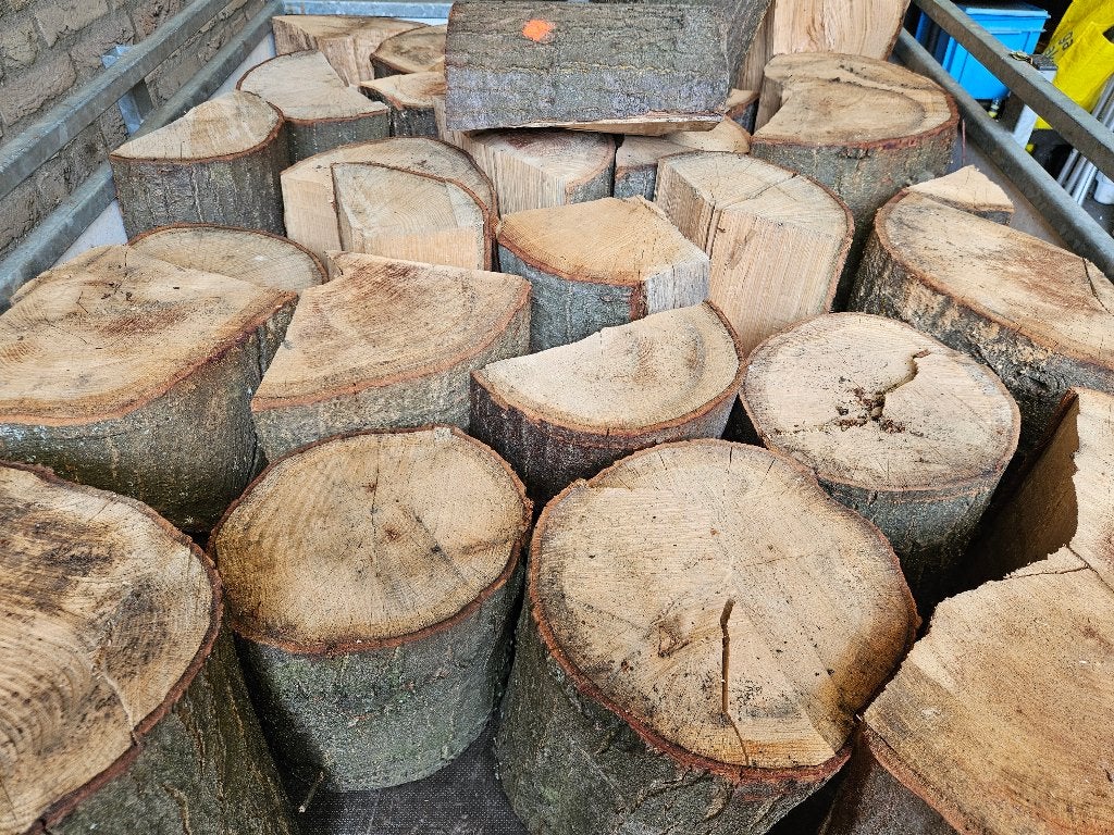 Haardhout (amerikaans eiken), Tuin en Terras, Haardhout, Minder dan 3 m³, Ophalen, Eikenhout, Blokken