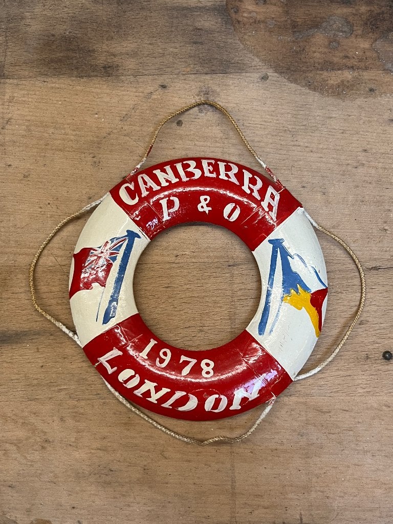 Decoratieve reddingsboei 'Canberra P&O 1978 London', Verzamelen, Verzenden, Gebruikt, Motorboot of Zeilboot, Gebruiksvoorwerp