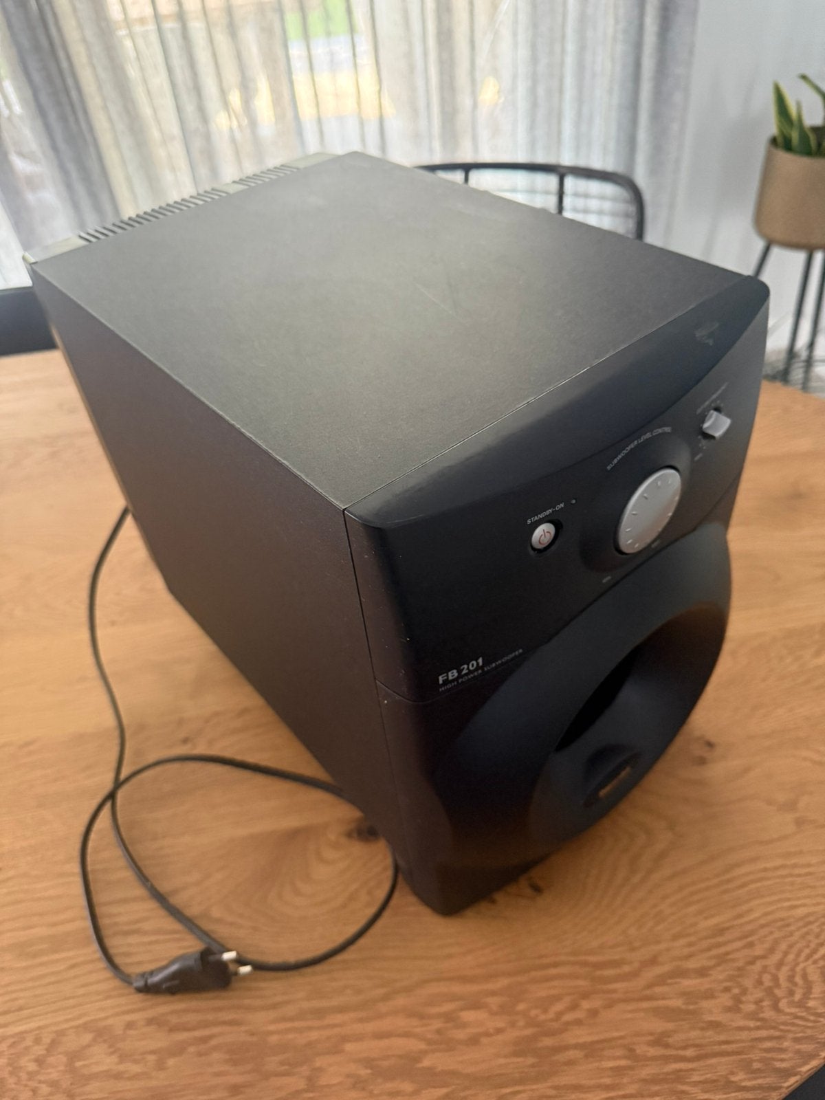 Philips FB201 Subwoofer, Audio, Tv en Foto, Luidsprekers, Ophalen of Verzenden, Zo goed als nieuw, Subwoofer, Philips