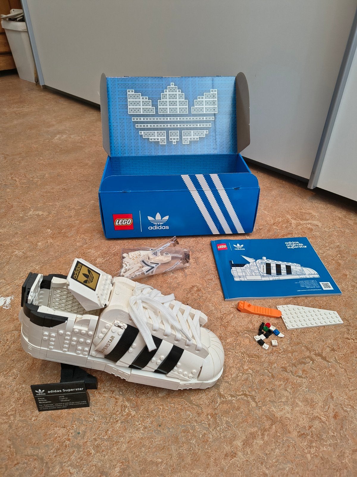 LEGO 10282 - adidas Originals Superstar, Ophalen of Verzenden, Zo goed als nieuw, Overige typen