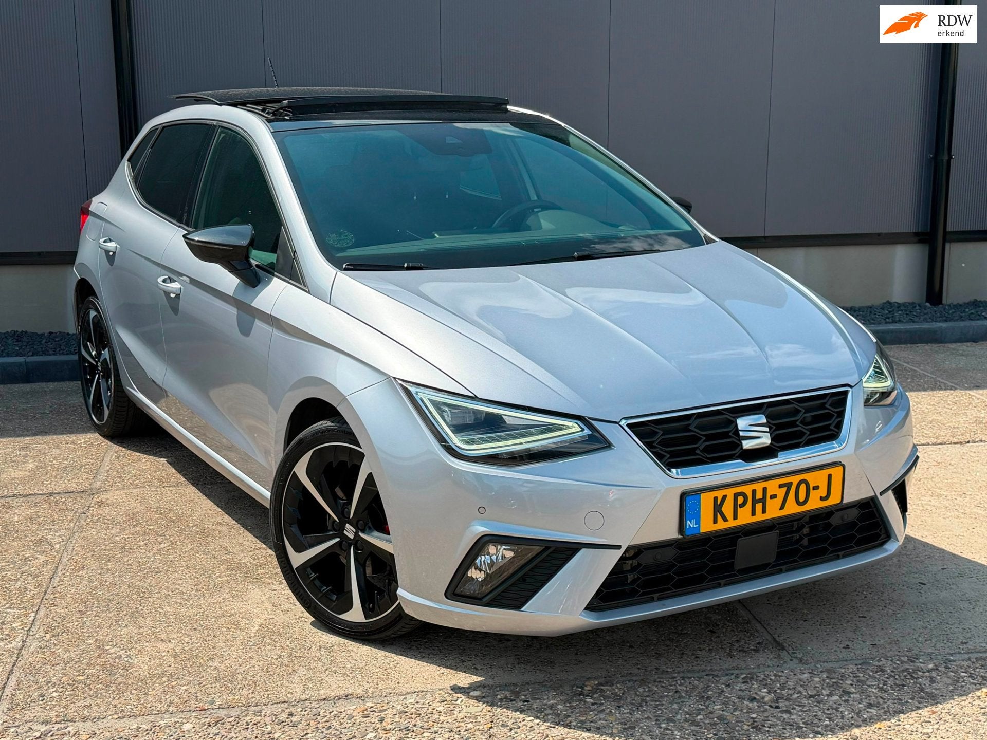 Seat IBIZA 1.0 EcoTSI FR Business Connect/pano/navi/ volle a, Gebruikt, 580 kg, Automatische klimaatregeling, Ibiza