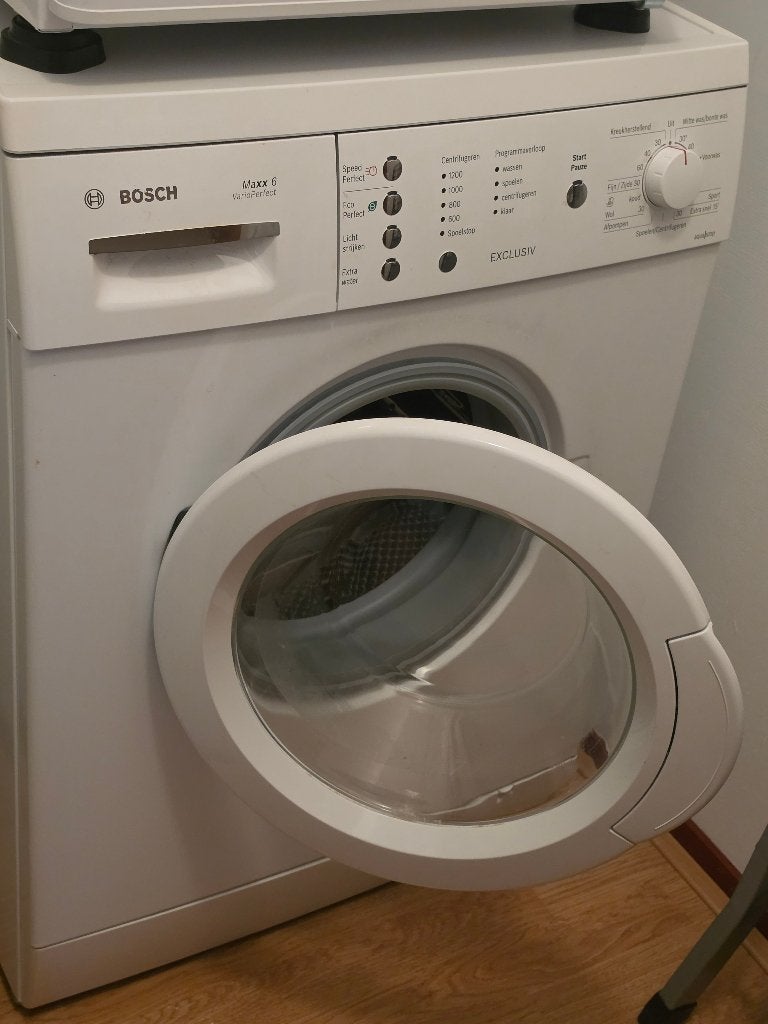 Wasmachine Bosch nog al nieuw , super koopje