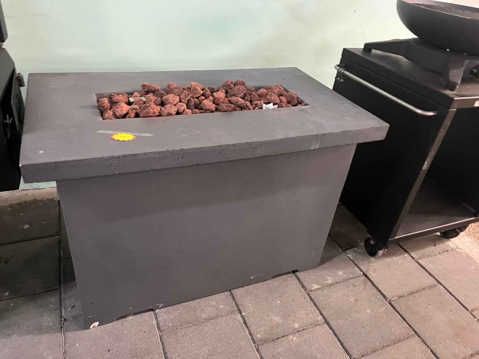 MOET WEG! Vuurtafel op gas beton look nu €250!!, Tuin en Terras, Ophalen, Nieuw