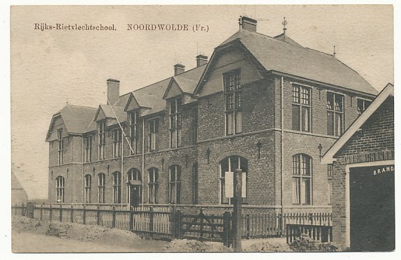 Rijks-Rietvlechtschool.  Noordwolde. (Fr.), Ophalen of Verzenden, Voor 1920, Gelopen, Friesland