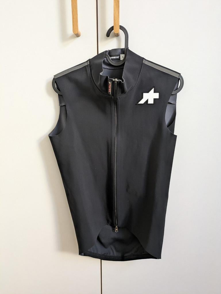 ASSOS Equipe Rs Spring Fall Gilet Targa windvest, Ophalen of Verzenden, Zo goed als nieuw, Kleding