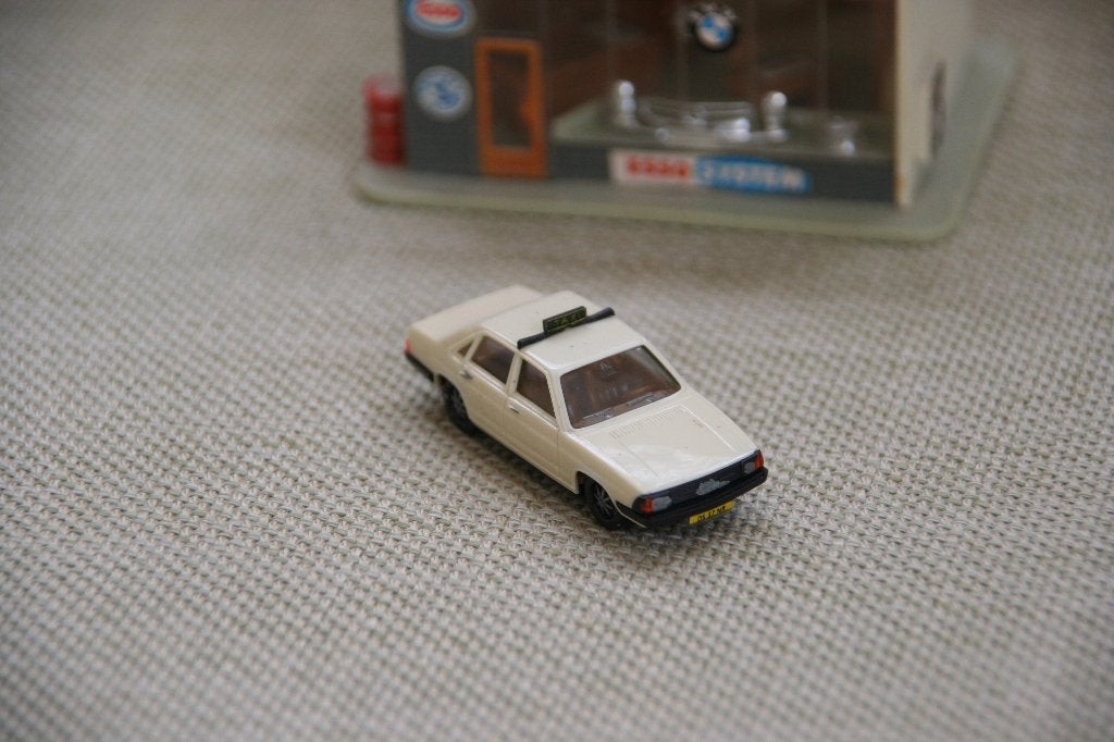 HERPA 1:87, Audi 100 GLE 5E Taxi (3), Ophalen of Verzenden, Gebruikt, Auto, Herpa