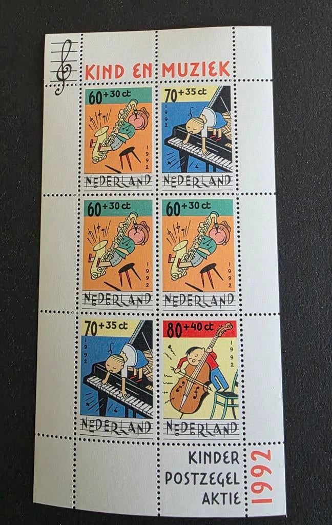 Nederland Kinderpostzegels 1992 - Kind en Muziek velletje, Postzegels en Munten, Postzegels | Nederland, Ophalen of Verzenden
