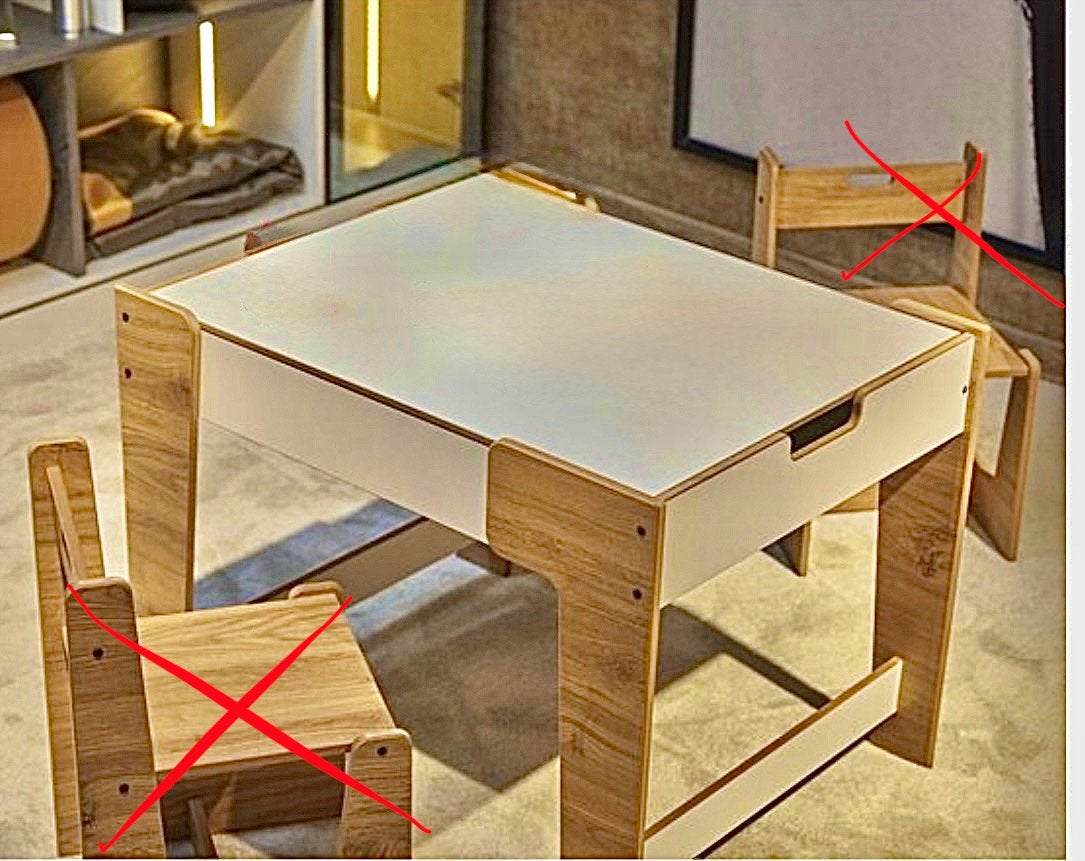 Houten kindertafel met opbergruimte, Ophalen, Zo goed als nieuw, Tafel(s)