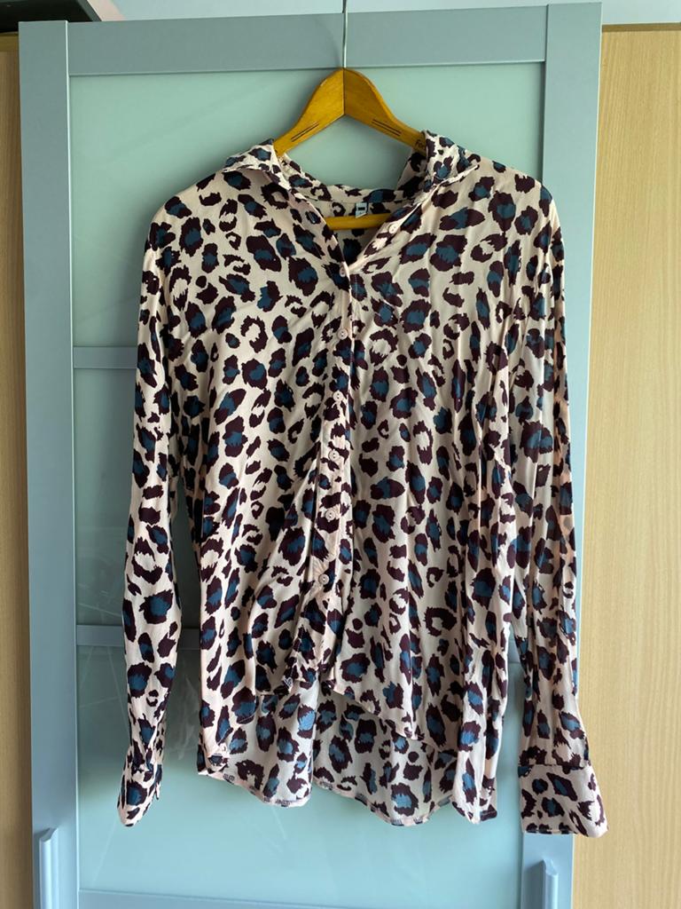 Blouse lange mouw HEMA leuke print, Kleding | Dames, Blouses en Tunieken, Ophalen of Verzenden, Gedragen, Roze