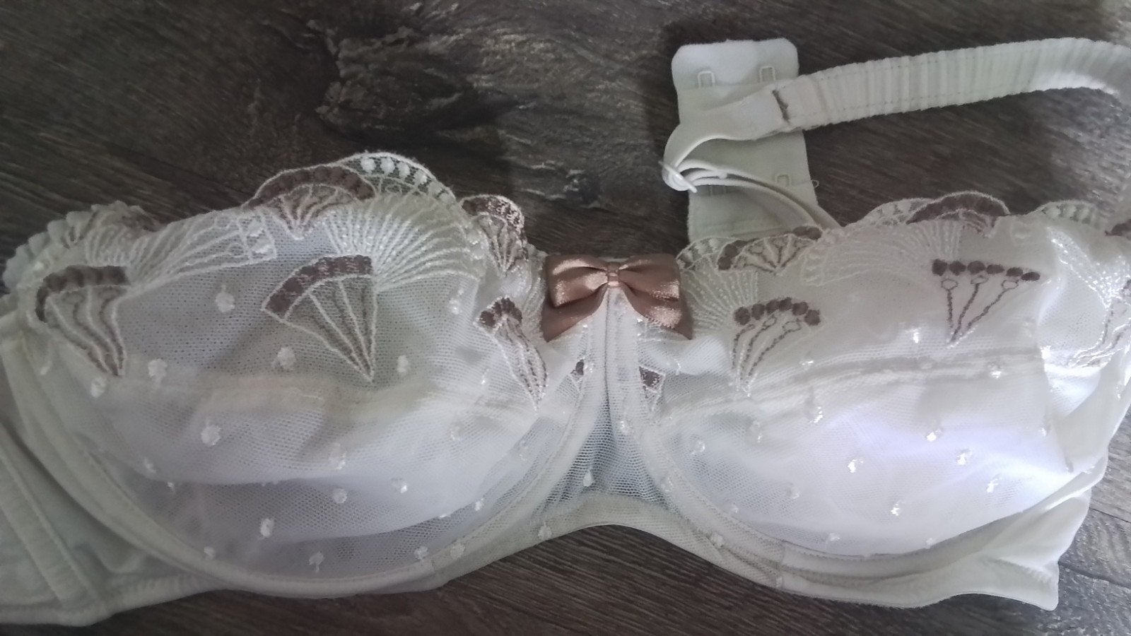 Amoena Colette 75B ,  luxe prothese BH, Amoena, Ophalen of Verzenden, Wit, BH