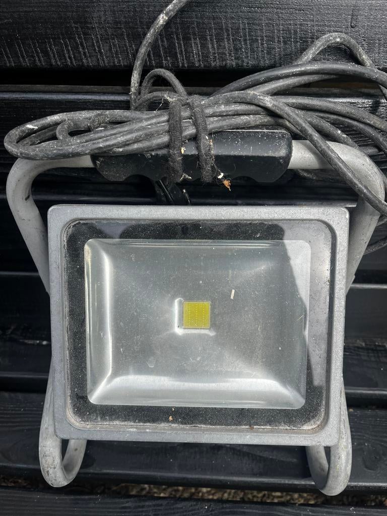 Bouwlamp LED op snoer, Ophalen, Zo goed als nieuw, Minder dan 50 watt, Lamp