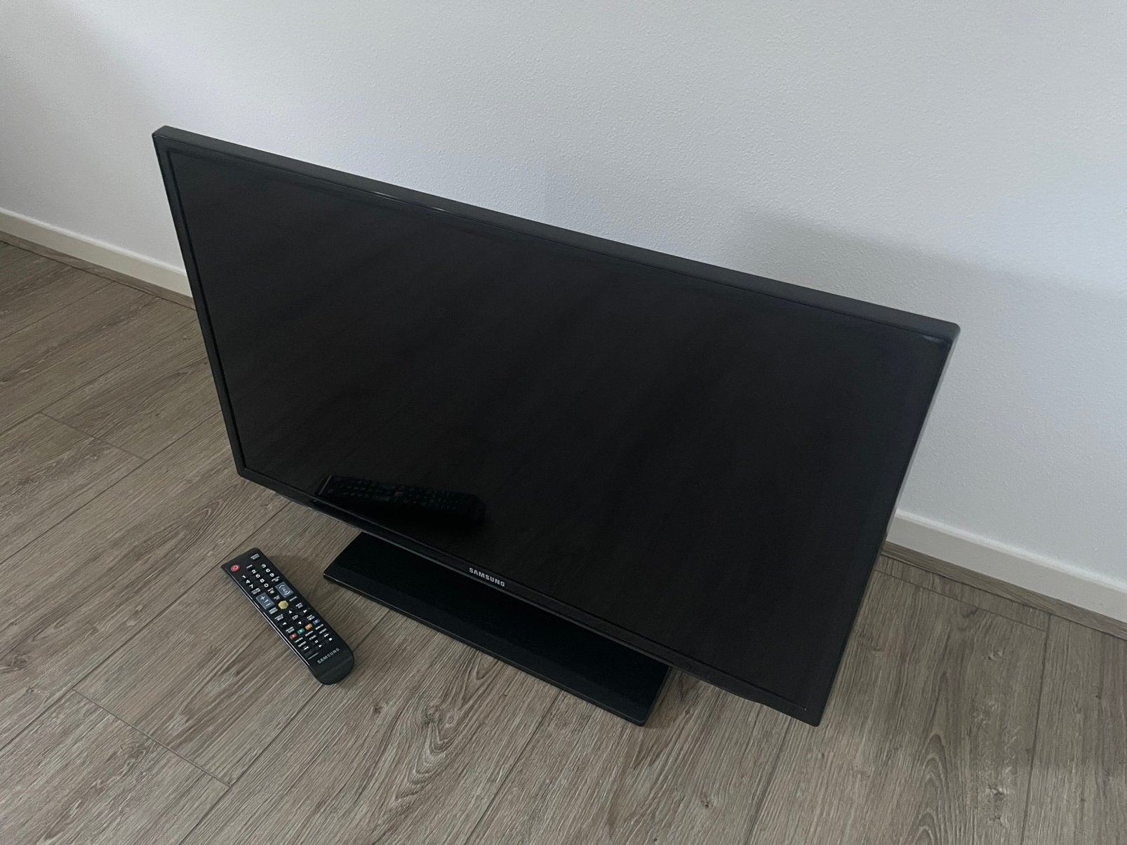 Smart Tv Samsung UE32EH5300W 32 Inch Full HD HDMI Televisie, Audio, Tv en Foto, Televisies, Ophalen, 50 Hz, 80 tot 100 cm, Samsung
