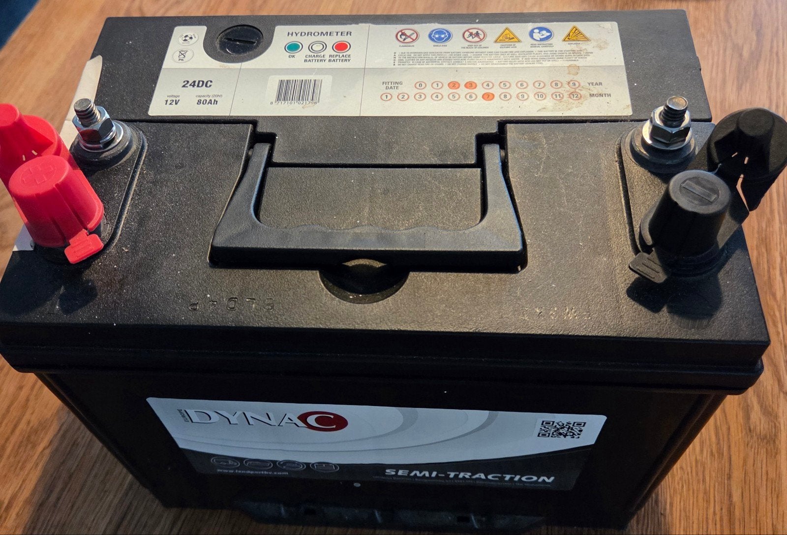 tractie batterij 80 amp Dyna C incl. lader, Auto-onderdelen, Accu's en Toebehoren, Ophalen, Gebruikt