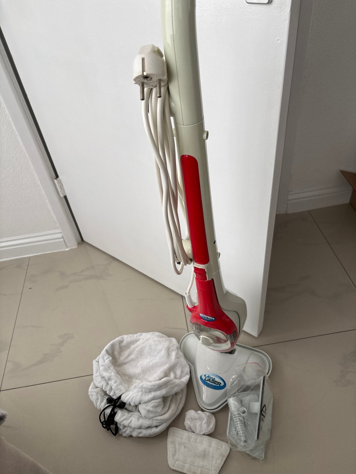 Aqua Laser Gold Stoomreiniger met accessoires, Ophalen of Verzenden, Gebruikt, Stoomreiniger