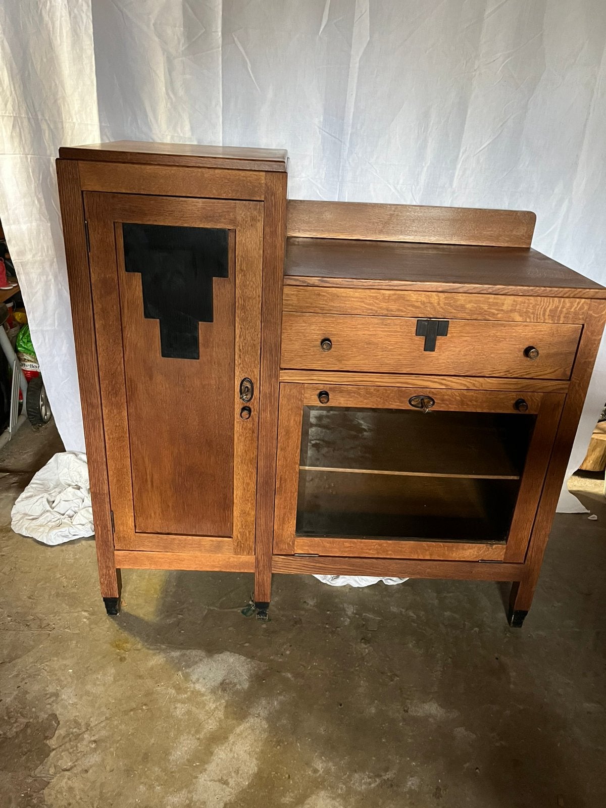 Haagse School dressoir. Art Deco kast., Ophalen