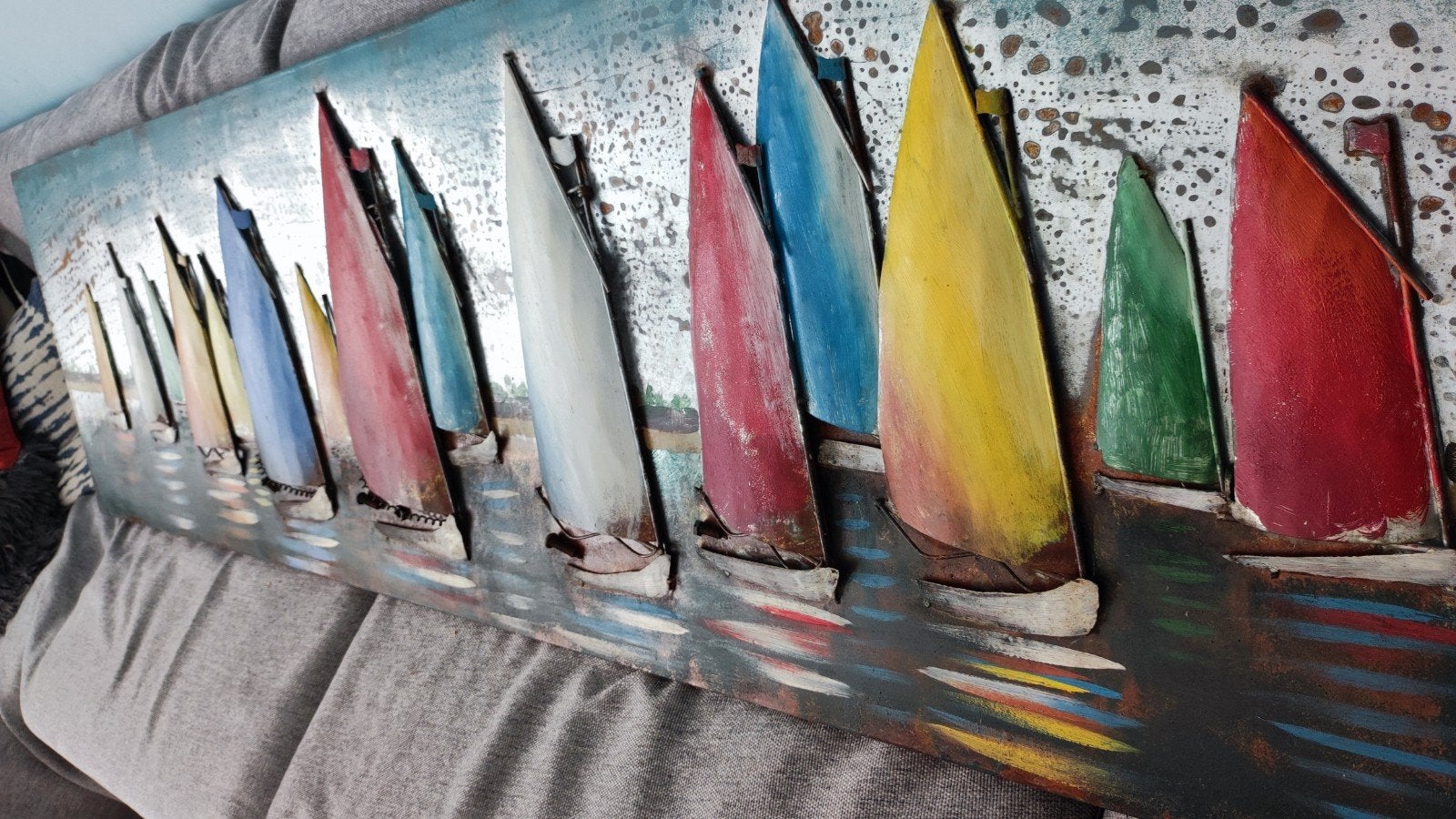 Kleurrijk schilderij met zeilboten - Handgemaakt metaal 3D, Antiek en Kunst, Ophalen, Maritiem / water, Overige stijlen, Metaal