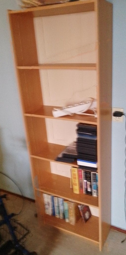Boekenkast/dvd kast, Ophalen, Met plank(en), Gebruikt, 50 tot 100 cm