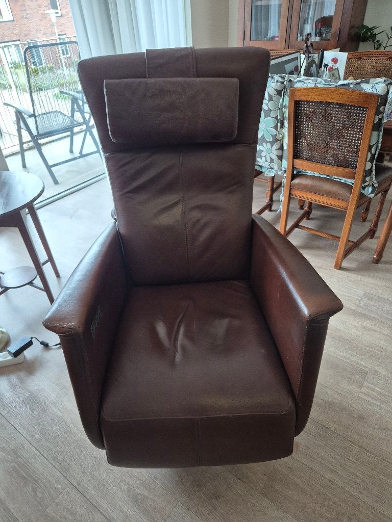 Prominent sta op stoel, Huis en Inrichting, Ophalen, Gebruikt, Minder dan 75 cm, Leer