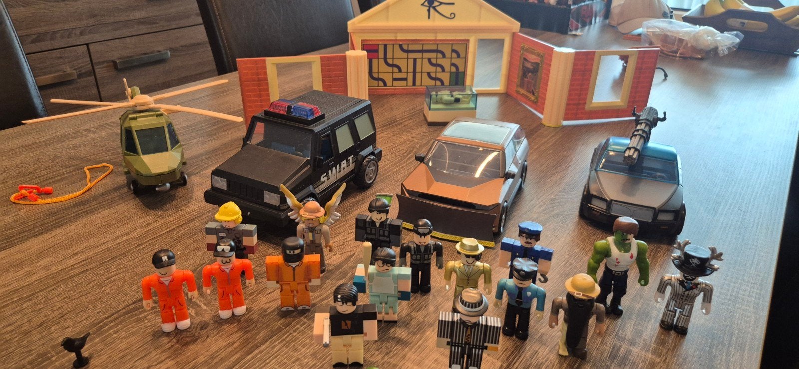Speelgoed ROBLOX, Ophalen