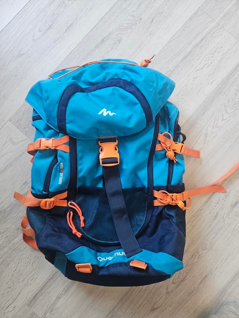 Tiener backpack Decathlon - Ideaal voor wandelen/vakantie, Ophalen of Verzenden, Zo goed als nieuw