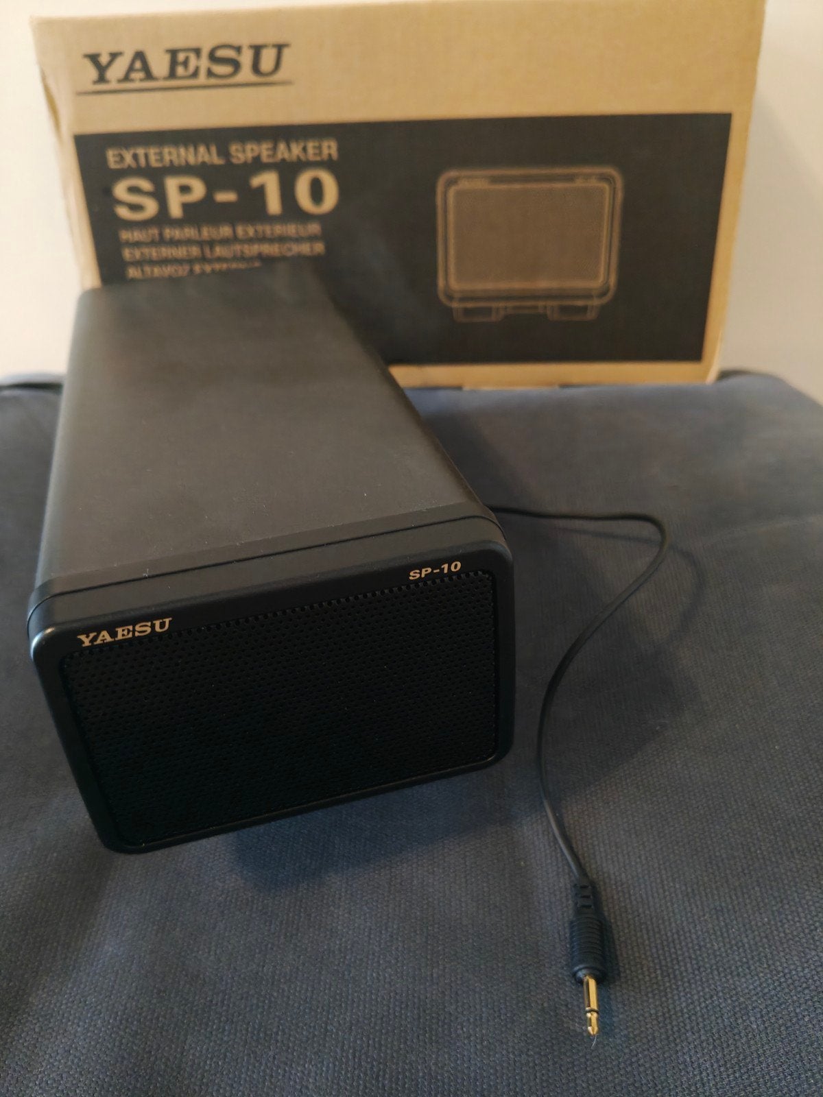 Yaesu SP-10 Externe Luidspreker - Zo goed als nieuw, Telecommunicatie, Zenders en Ontvangers, Ophalen of Verzenden, Zo goed als nieuw