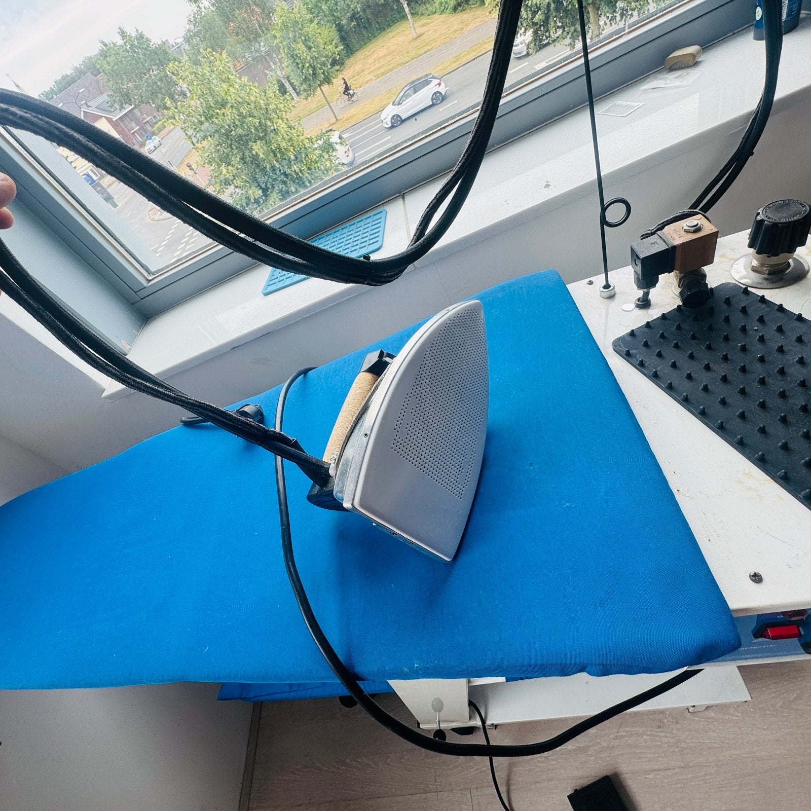 Stoom en strijk apperatuur, Ophalen, Zo goed als nieuw, Naaimachine, Overige merken