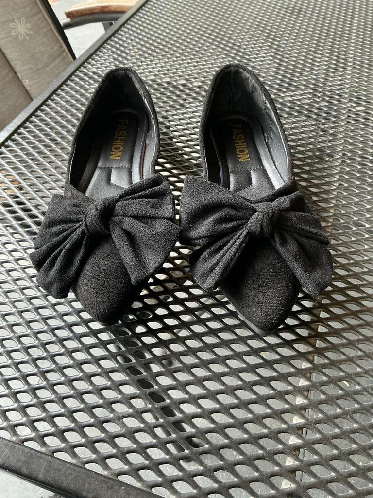 NIEUWE zwarte suède look damesschoenen 🍀 Maat 40, Kleding | Dames, Zwart, Nieuw, Ballerina's, Ophalen of Verzenden