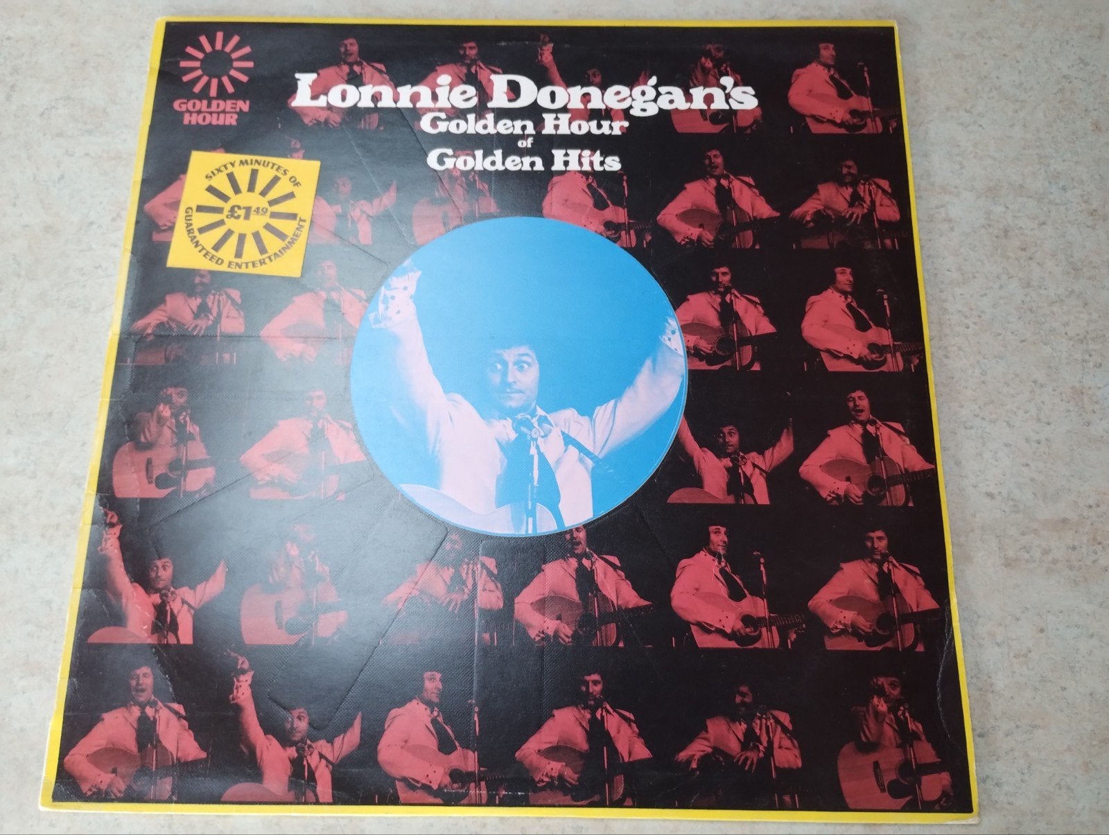 Lonnie Donegan's Golden Hour of Golden Hits LP, LP, Gebruikt, Pop, Ophalen of Verzenden