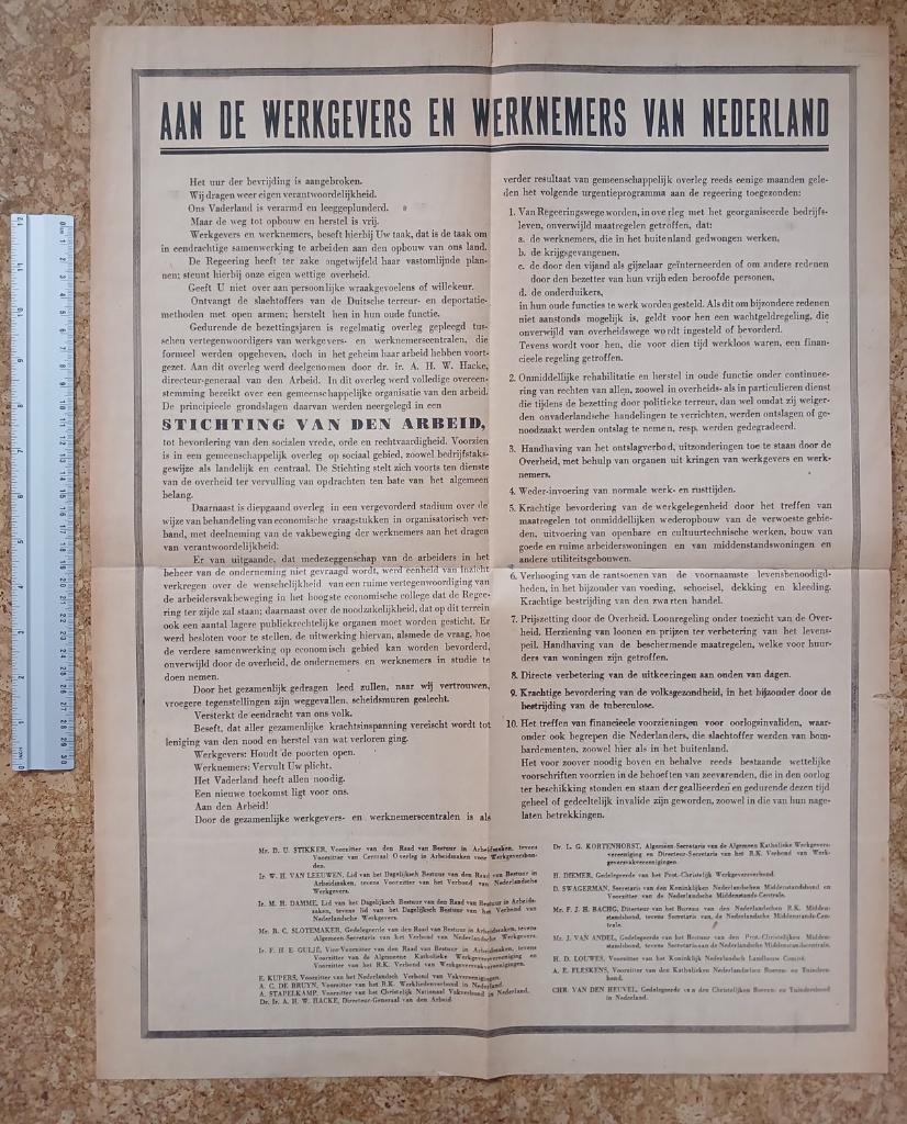 Aan de werkgevers en werknemers van Nederland 1945, Verzamelen, Militaria | Tweede Wereldoorlog, Overige soorten, Foto of Poster