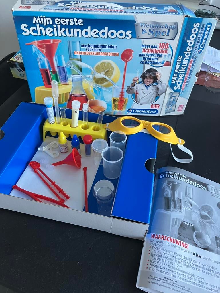 Mijn eerste scheikundedoos clementoni, Kinderen en Baby's, Speelgoed | Educatief en Creatief, Ophalen of Verzenden, Ontdekken