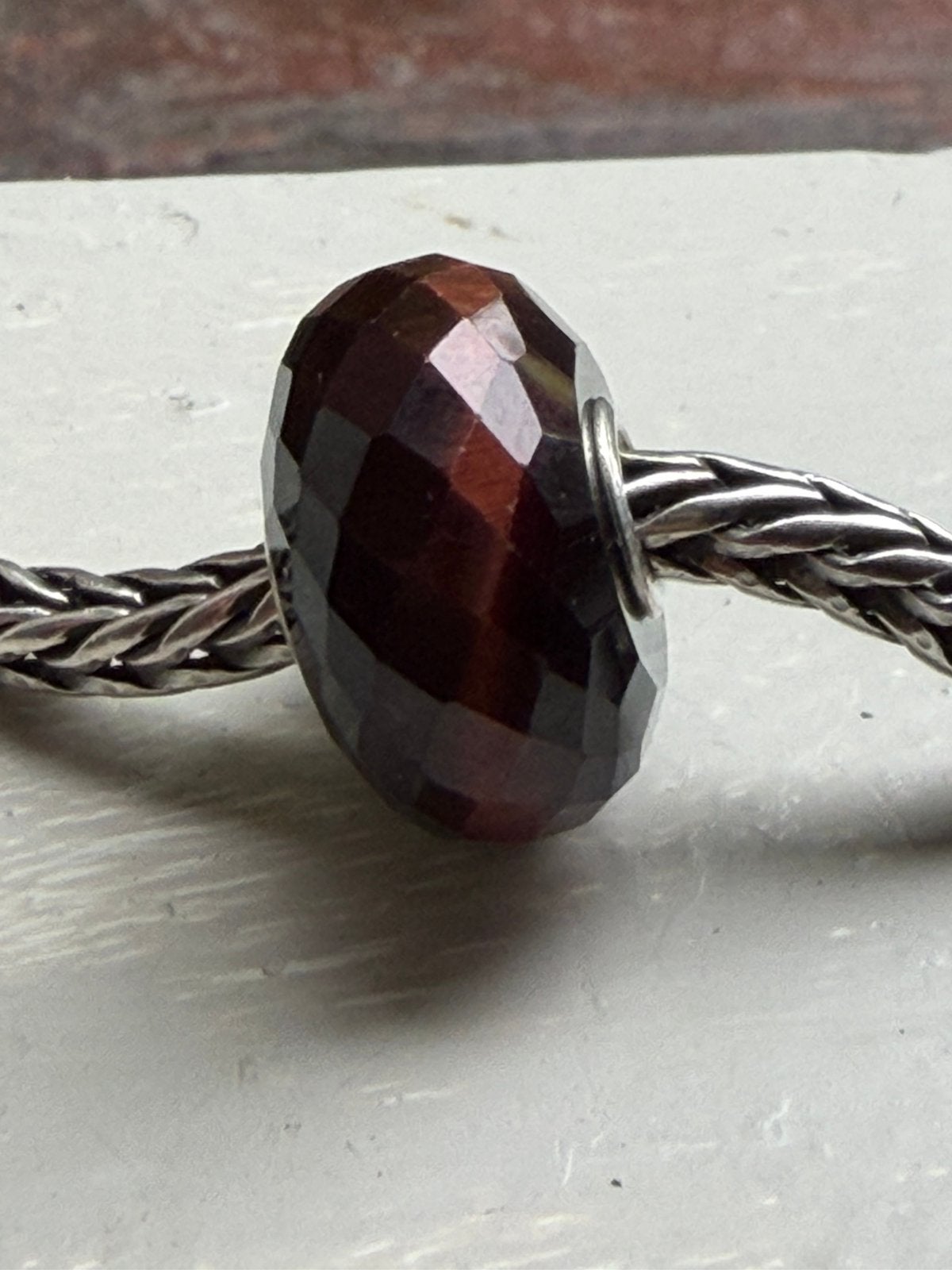 Trollbeads rode tijgeroog ongedragen, Sieraden, Tassen en Uiterlijk, Bedels, Ophalen of Verzenden, Nieuw, Glas of Kristal, Trollbeads
