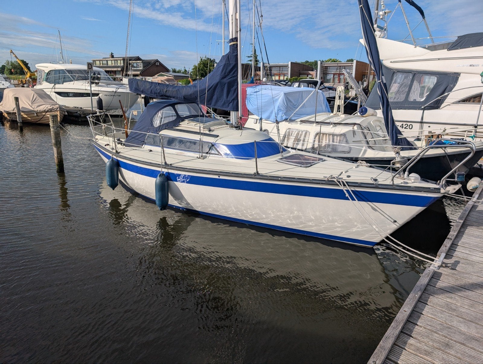 Friendship 26, Gebruikt, Binnenboordmotor, Elektrische start, Diesel