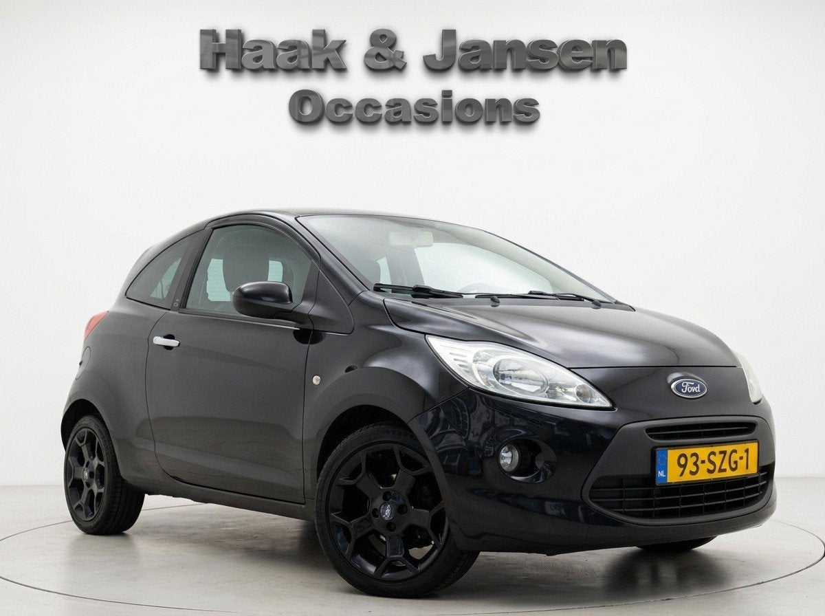 Ford Ka 1.2 Titanium X start/stop - Airco - Pano - Radio, Auto's, Voorwielaandrijving, Euro 5, Gebruikt, 1242 cc