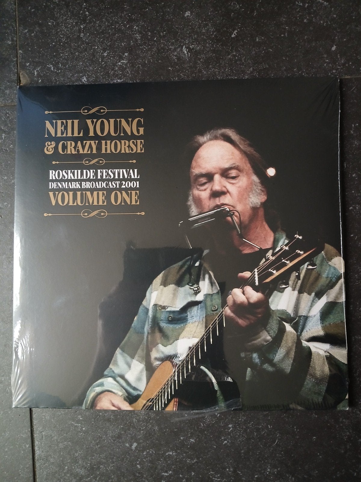 Neil Young & Crazy Horse - Roskilde Festival 2001 Volume One, Ophalen of Verzenden