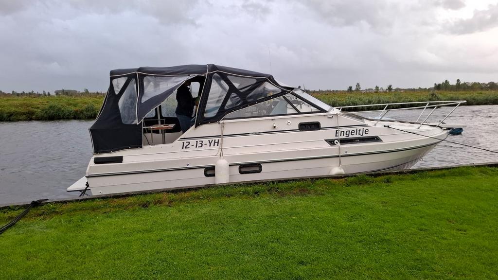 Freedom 260SL Speedcruiser - Bj. 1990, Ophalen, Gebruikt, Binnenboordmotor, 200 pk of meer