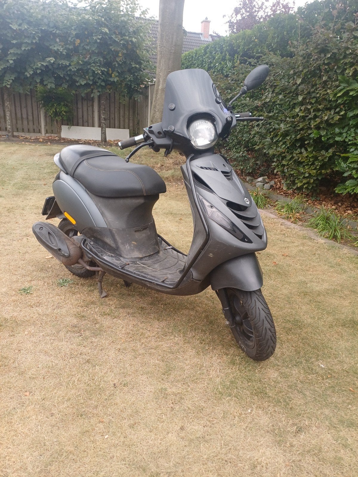 Piaggio zip grijs, Ophalen, Gebruikt, Benzine, Zip