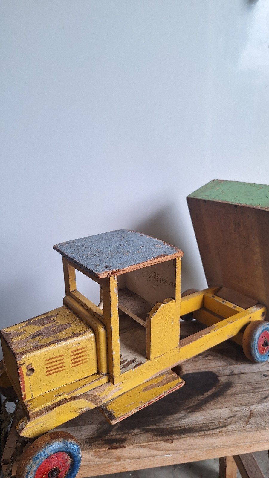 Vintage houten kiepwagen - Speelgoed vrachtwagen, Antiek en Kunst, Ophalen of Verzenden