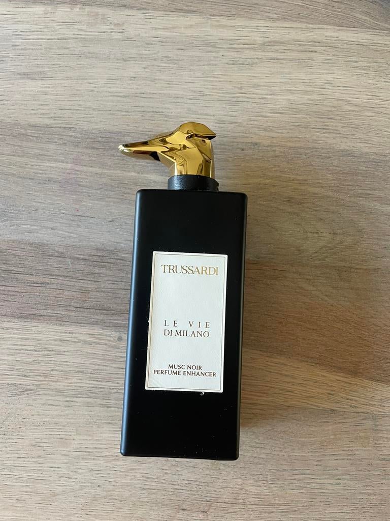 Trussardi, le vie di milano, eau de parfum (booster),100 ml, Sieraden, Tassen en Uiterlijk, Uiterlijk | Parfum, Ophalen of Verzenden
